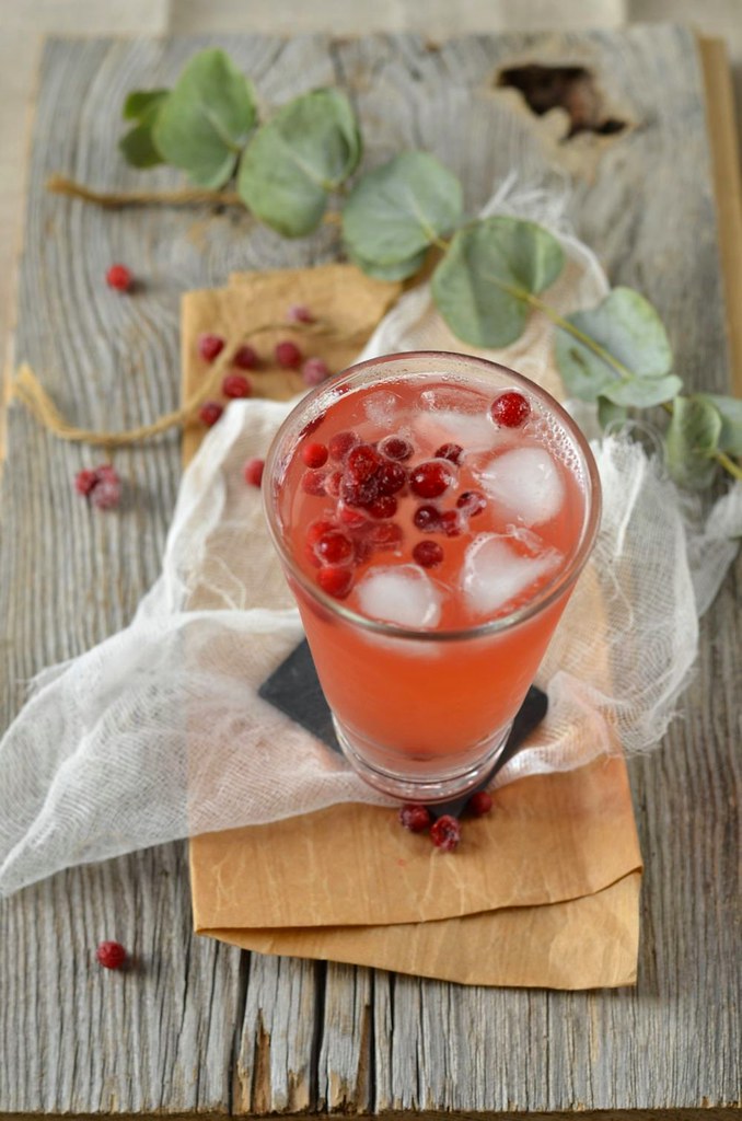 Cocktail sans alcool cranberries-citron vert