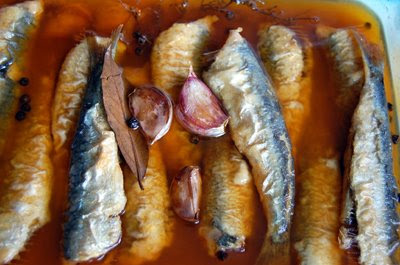 Sardines à la plancha, escabeche tiède au paprika