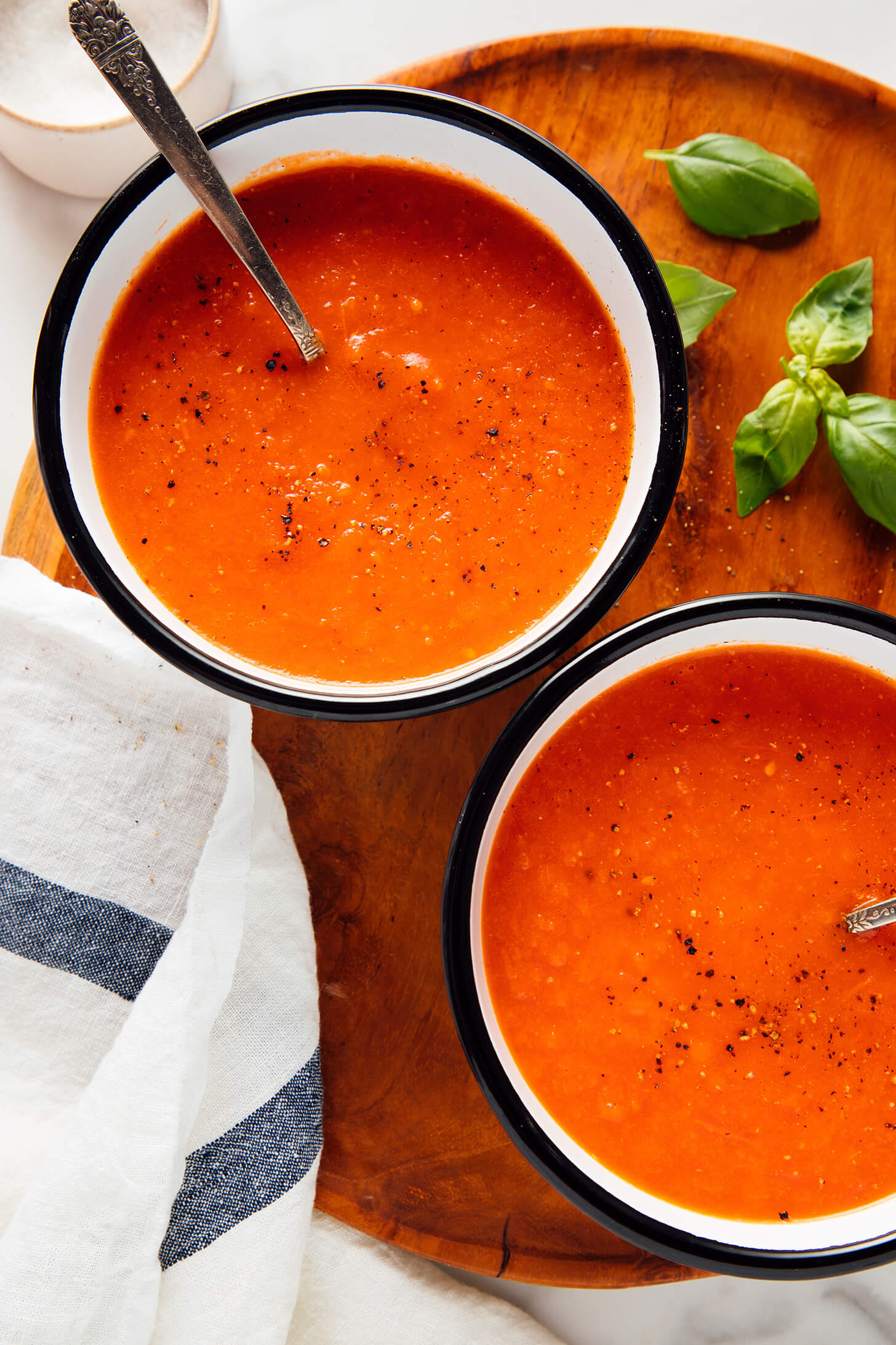 Soupe poivron rouge, aubergine et tomate au paprika fumé