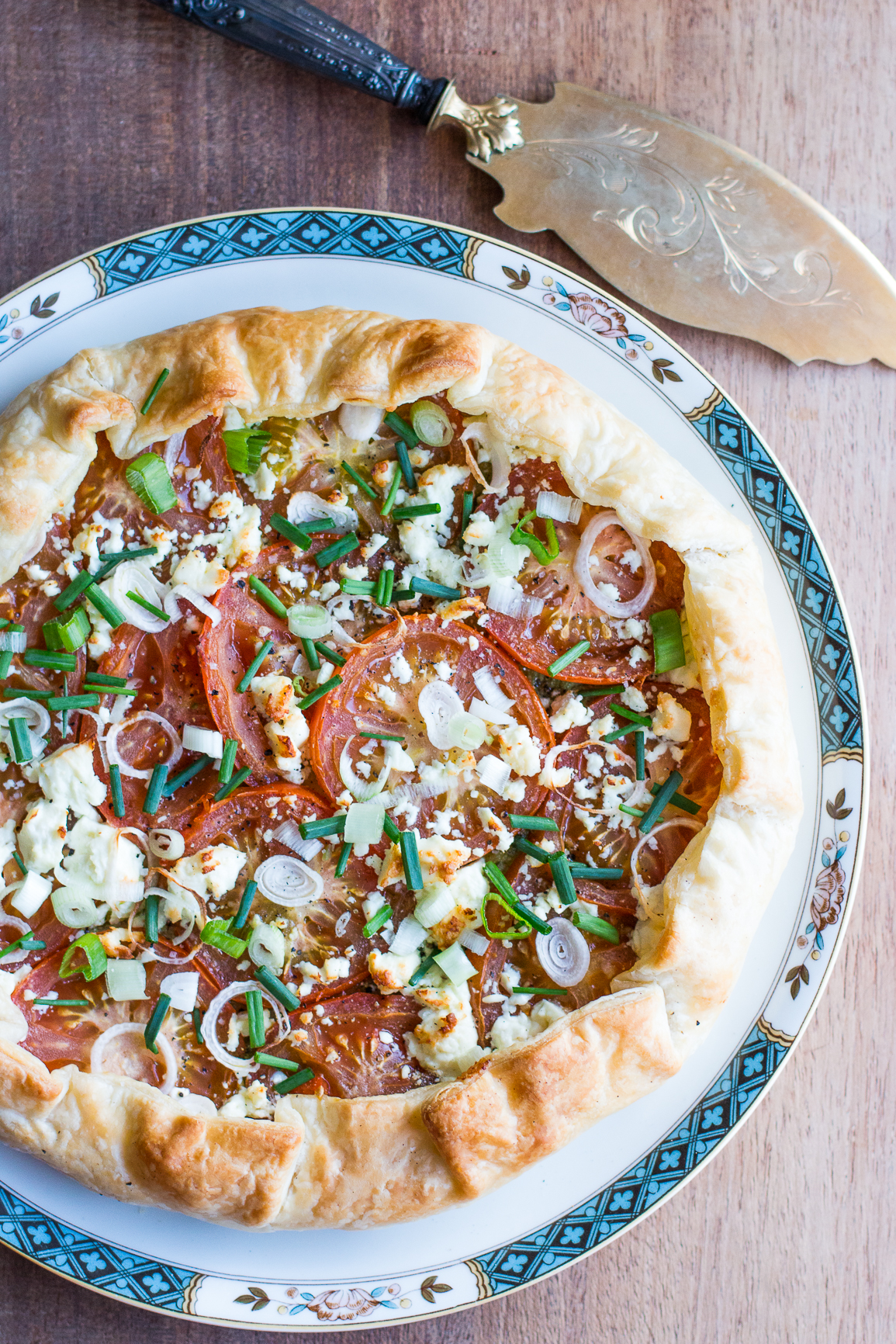 Tarte fine tomate-moutarde-feta